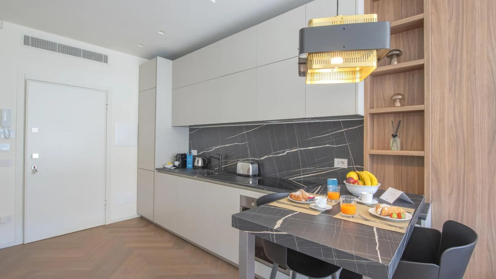 Sweett- Luxury Torino Apartment Milan